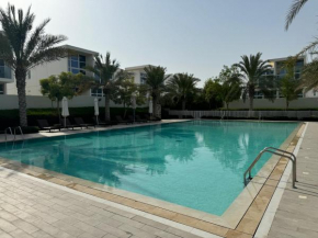369 Stays- 4 Bedroom Villa